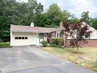 71 Old Farm Rd, Chicopee, MA 01020