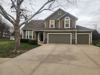 5773 Meadow Heights Dr, Shawnee, KS 66226