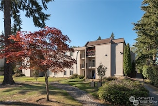 14620 NE 32nd St Unit F-17, Bellevue, WA 98007