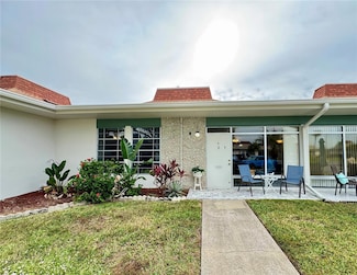 4316 Tahitian Gardens Cir Unit B, Holiday, FL 34691