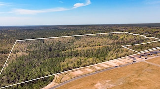 3211 Maple St, Crestview, FL 32539