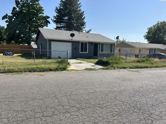 1810 Queen St, Grandview, WA 98930