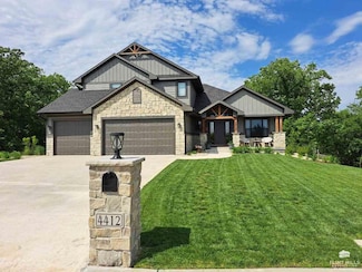 4412 Grande Bluffs Ct, Manhattan, KS 66503