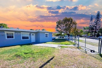 6151 Flagler St, Hollywood, FL 33023