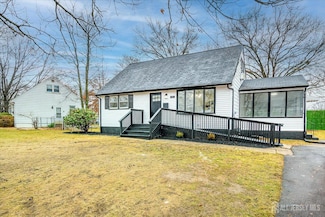 127 Tunison Rd, New Brunswick, NJ 08901