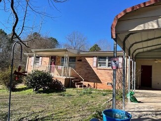4930 Mccormick Rd, Great Falls, SC 29055