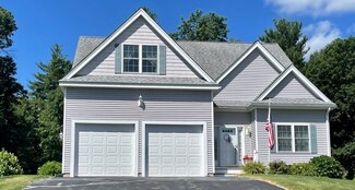 40 Steinbeck St, Tyngsboro, MA 01879