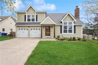 12497 S Ellsworth St, Olathe, KS 66062