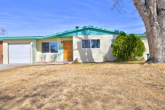 10113 Los Arboles Ave NE, Albuquerque, NM 87112