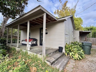 230 Louie St, Lake Charles, LA 70601