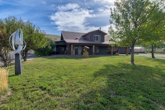 10 Chet's Ct, Plains, MT 59859