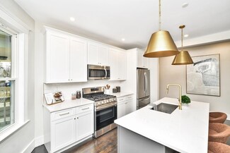 127 Washington St Unit 1, Dorchester, MA 02121