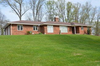 872 S Countryside Dr, Jasper, IN 47546