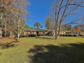63 E Gum Ave, Eupora, MS 39744
