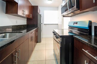 4147 Stirling Rd Unit 306, Davie, FL 33314