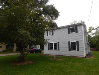 7458 N Walker Rd, New Carlisle, IN 46552