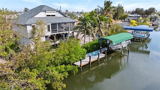 3627 Clipper Ln, Saint James City, FL 33956
