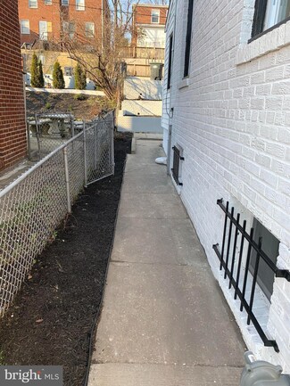 240 Nicholson St NE, Washington, DC 20011