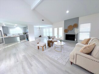 10835 Villa Lea Ln, Houston, TX 77071