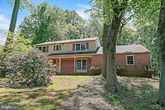 800 Little Shiloh Rd, West Chester, PA 19382