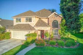 2895 W Kensington Ln, Fresno, CA 93711