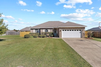 205 Gum Hill Rd, Bridge City, TX 77611