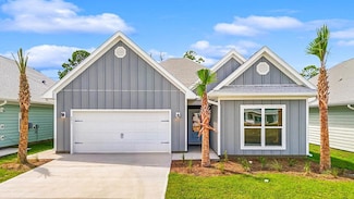 690 Norris Dr, Port St. Joe, FL 32456