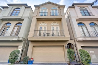 109 Dennis St, Houston, TX 77006