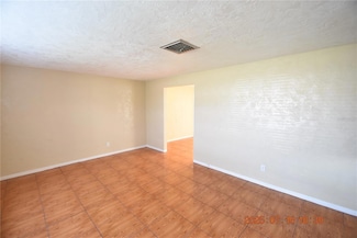 4430 40th St S, Saint Petersburg, FL 33711