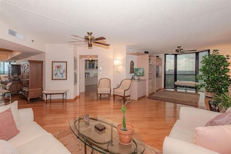 3598 Yacht Club Dr Unit 1402, Miami, FL 33180