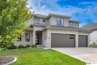 21407 A St, Elkhorn, NE 68022