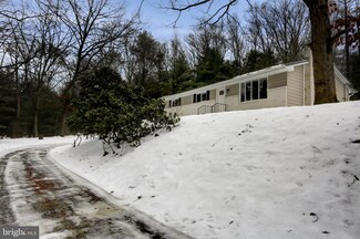 509 Browns Ln, Pine Grove, PA 17963