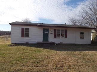 305 305 N 8th, Comanche, OK 73529