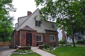 111 Fairview Dr, Ann Arbor, MI 48103