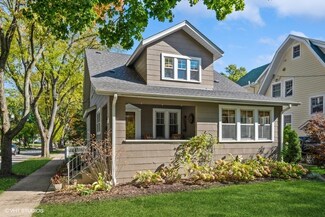 261 Forest Ave, Glen Ellyn, IL 60137