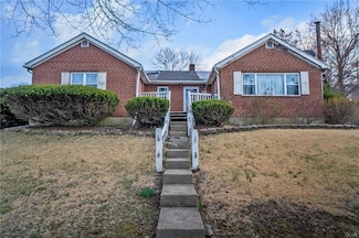 2118 Edgewood Ave, Easton, PA 18045