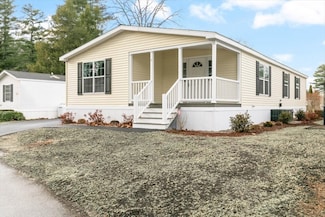 3 B St, Merrimac, MA 01860