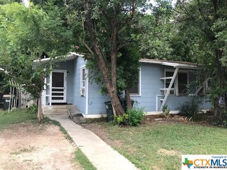 1009 and 1011 Haynes St, San Marcos, TX 78666