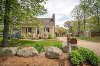 23 Gregory Island Rd, South Hamilton, MA 01982