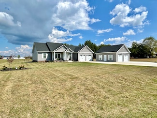 66 Beth Ln, Hustonville, KY 40437
