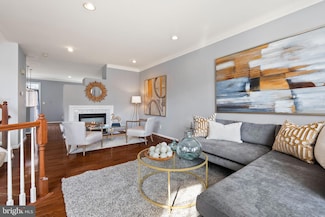 13368 Ferry Landing Ln, Woodbridge, VA 22191