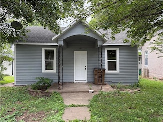604 Laramie St, Atchison, KS 66002