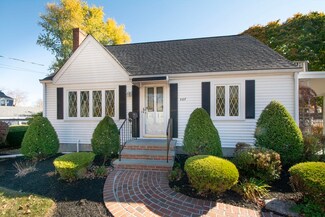 307 Forest St, South Weymouth, MA 02190