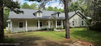 16357 Pawnee Dr, Brooksville, FL 34601