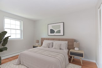 4 Colonial Village Dr Unit 9, Arlington, MA 02474