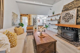 173 Redwood Ave, Camp Meeker, CA 95419