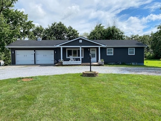 150 E Hinton Rd, Columbia, MO 65202