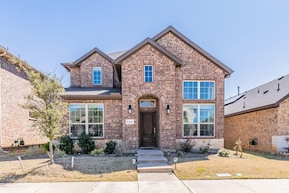 2444 Evening Stone Dr, Aubrey, TX 76227