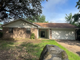 754 Patricia Dr, Sherman, TX 75090
