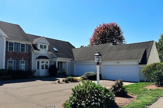 5 Blossom Ct Unit 5, Westborough, MA 01581